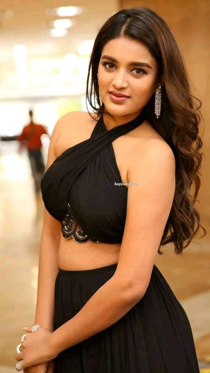 nidhhi agerwal tollywood famous heroine 2020